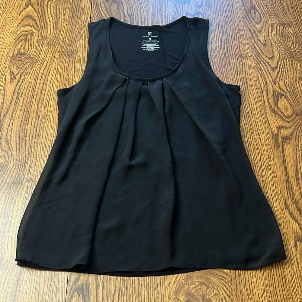 NY & Company Sleeveless Blouse Size Medium
